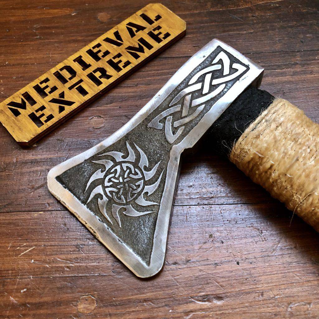 Engraved premium axe head • Medieval Extreme