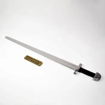 Carolingian sword type X 1 - Carolingian sword type X three-lobed pommel for armored combat