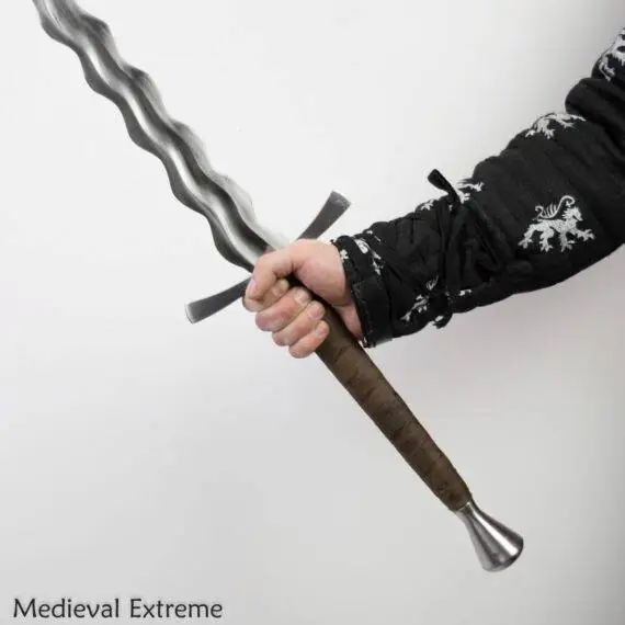 Flamberge longsword flame-bladed sword