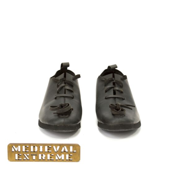 ow battle boots for armored combat - the shoes designed to be used with closed greaves. front