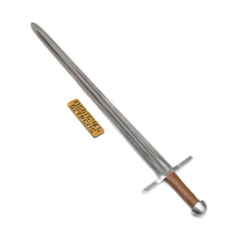 One handed sword with broad blade