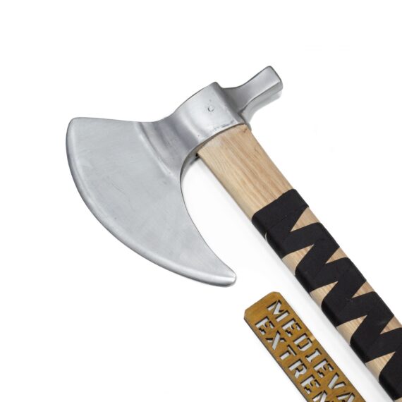 Long axe for with hammerhead head