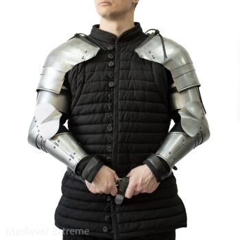 Plate arms and pauldtrons bundle front