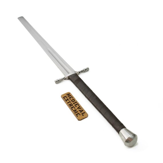 Executioner's sword for armored combat