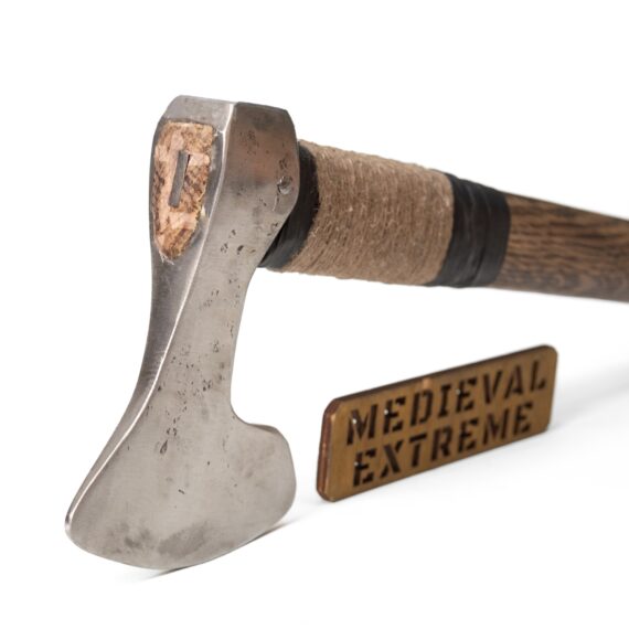 One-handed axe for medieval combat head