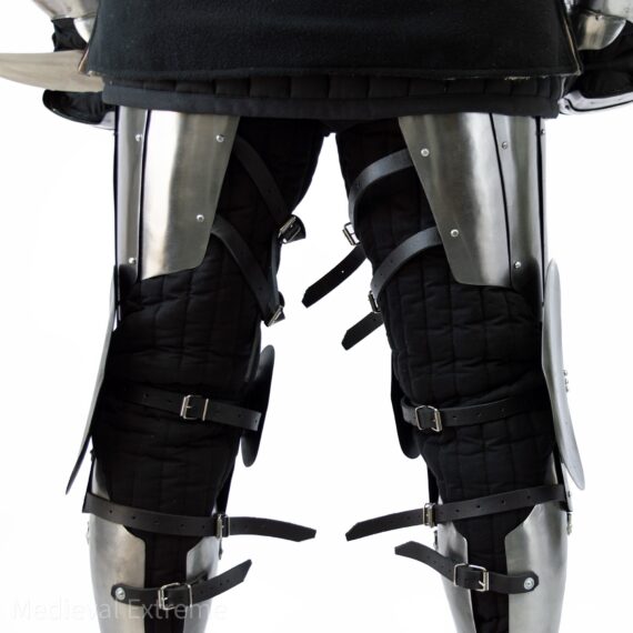 Basic armor kit for armored combat - gauntlet legs back
