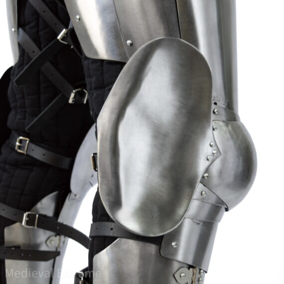 Basic armor kit for armored combat - leg side