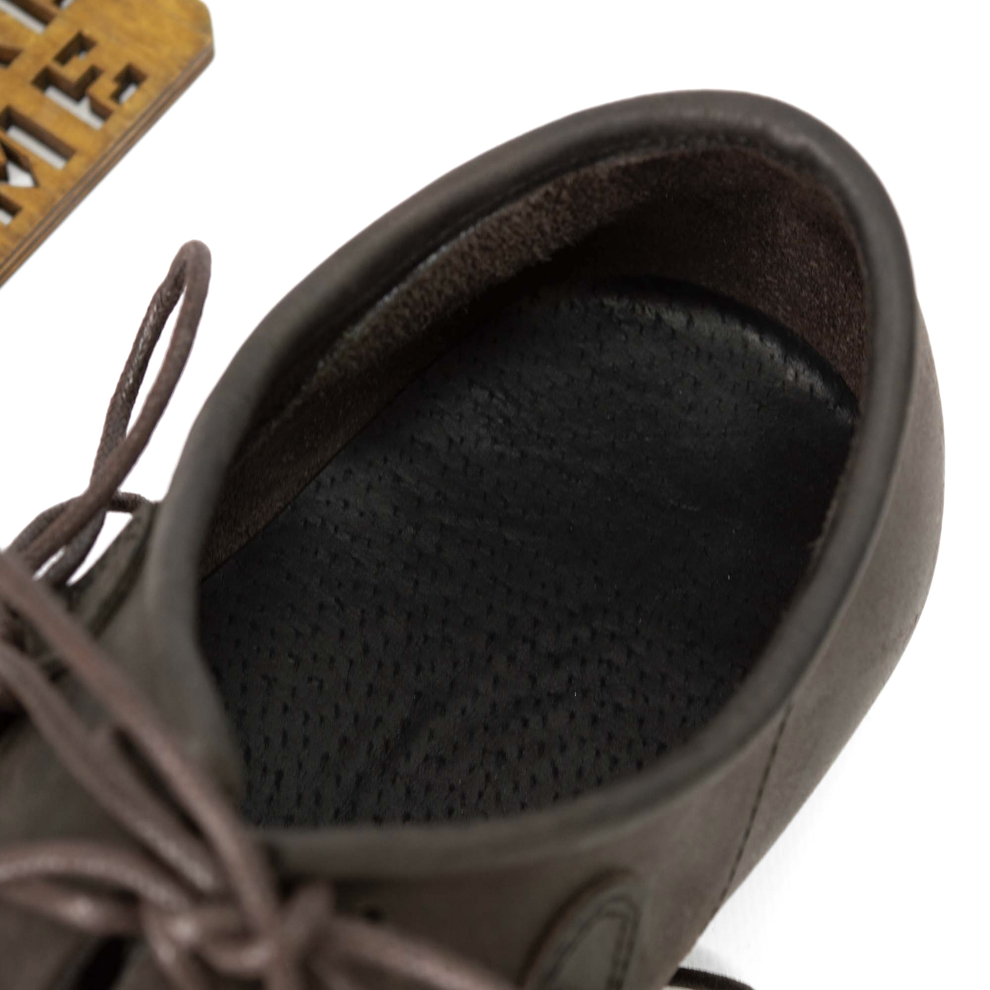 Battle shoes for armored combat reinforcement