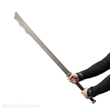 Two-handed falchion from Maciejowski Bible in hands