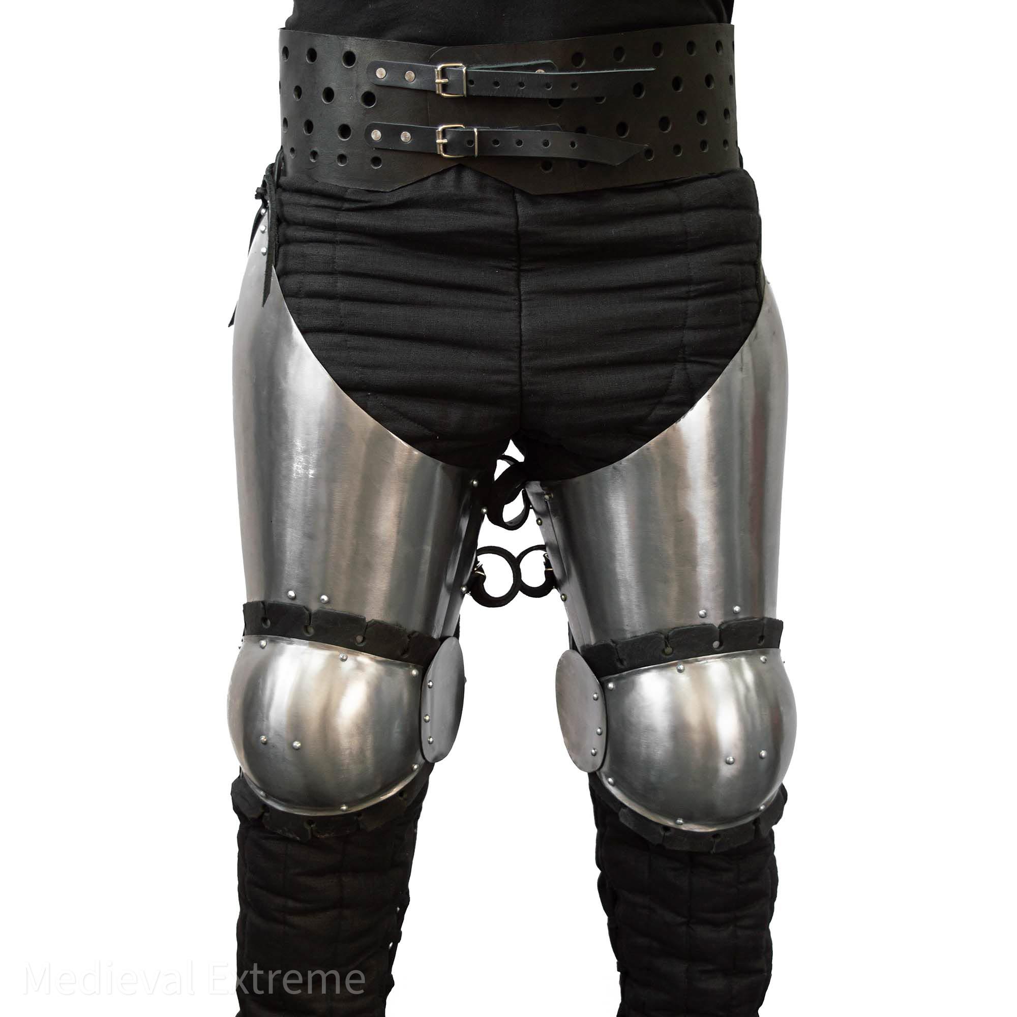 Floating cuisses with knees Rise