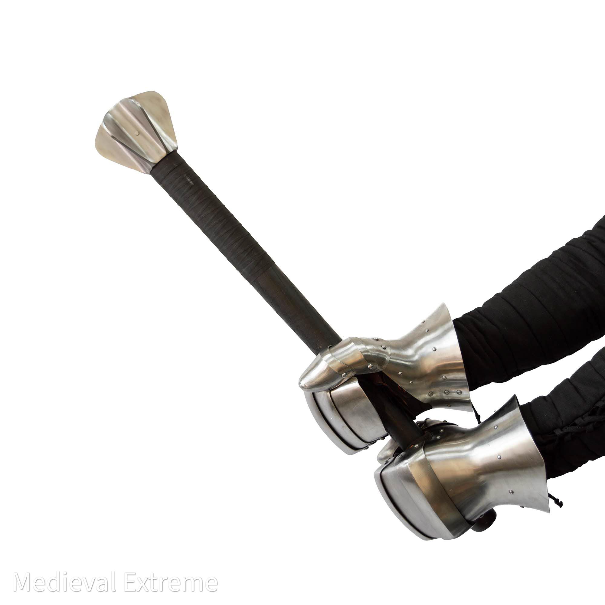 Long mace for armored combat Extinction [BI rules]