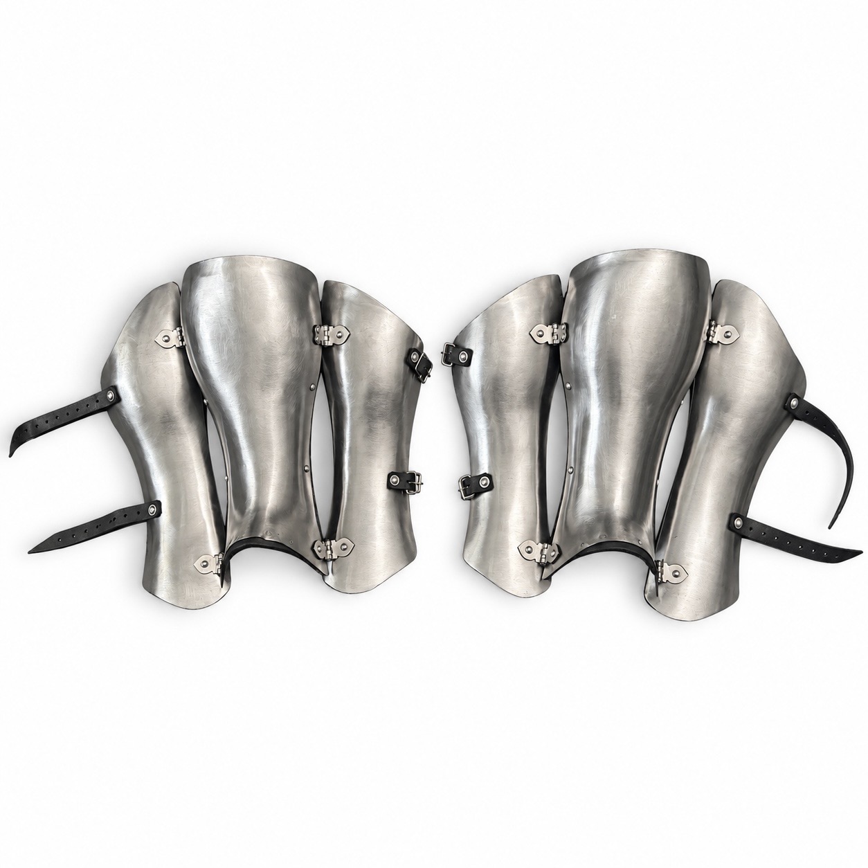 3-Plate greaves with hinges